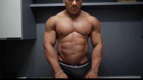 Snapshot of henrimusclee chatting on 13, 3, 2026 Henri online show from 13, 3, 2026
