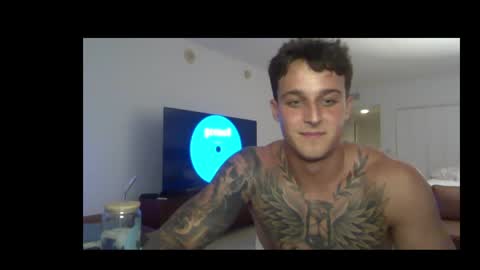 Snapshot of henrydesanti chatting on 9, 5, 2026 henrydesanti online show from 9, 5, 2026