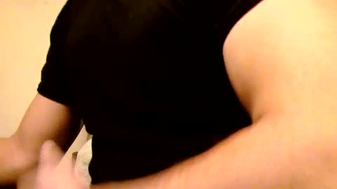 Snapshot of heretost chatting on 22, 11, 2025 mr D online show from 22, 11, 2025