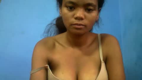 herisse01 online show from 12, 4, 2026