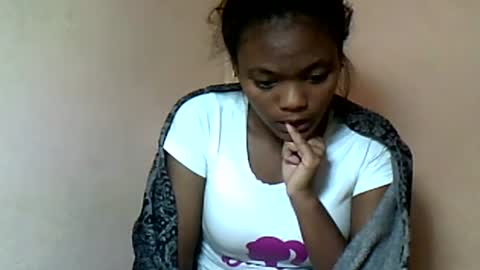Snapshot of herisse01 chatting on 16, 6, 2026 herisse01 online show from 16, 6, 2026