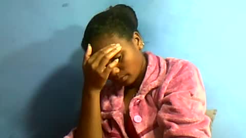 Snapshot of herisse01 chatting on 7, 7, 2026 herisse01 online show from 7, 7, 2026