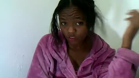 Snapshot of herisse01 chatting on 9, 7, 2026 herisse01 online show from 9, 7, 2026