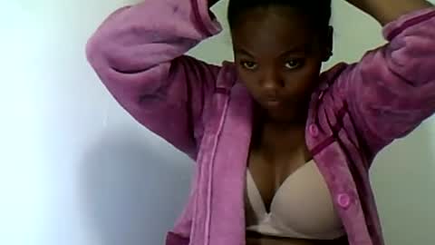 Snapshot of herisse01 chatting on 10, 7, 2026 herisse01 online show from 10, 7, 2026