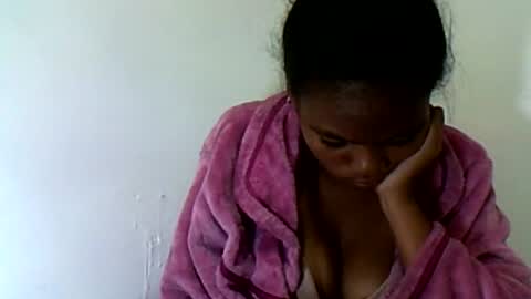 Snapshot of herisse01 chatting on 14, 7, 2026 herisse01 online show from 14, 7, 2026