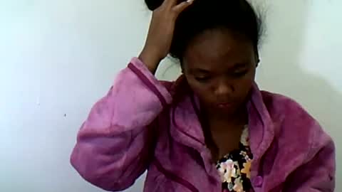 Snapshot of herisse01 chatting on 24, 7, 2026 herisse01 online show from 24, 7, 2026