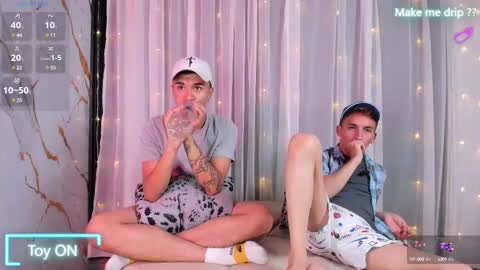Snapshot of hetero27cum chatting on 10, 2, 2025 Euphoria Boys online show from 10, 2, 2025
