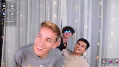 Snapshot of hetero27cum chatting on 3, 3, 2025 Euphoria Boys online show from 3, 3, 2025