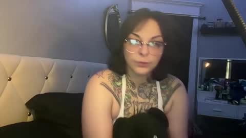 hexxyhoneypot online show from 1, 6, 2026