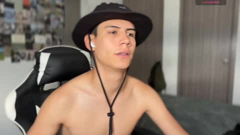 hey_cesard online show from 23, 10, 2025