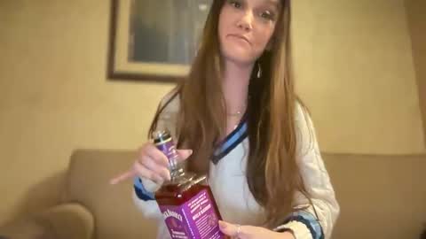 Snapshot of heyaliciabutler chatting on 1, 11, 2025 HeyAlicia online show from 1, 11, 2025