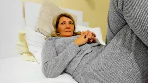 Snapshot of heyheygrey chatting on 14, 2, 2025 Heyheygrey online show from 14, 2, 2025