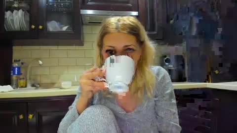 Snapshot of heyheygrey chatting on 9, 3, 2025 Heyheygrey online show from 9, 3, 2025