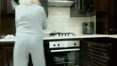 Snapshot of heyheygrey chatting on 12, 10, 2025 Heyheygrey online show from 12, 10, 2025