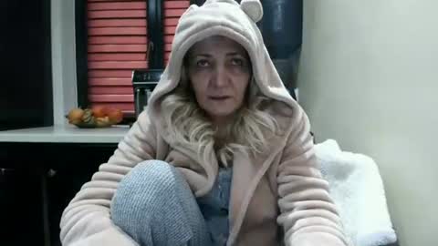 Snapshot of heyheygrey chatting on 1, 2, 2026 Heyheygrey online show from 1, 2, 2026