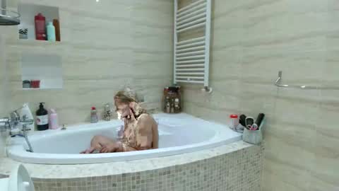 Snapshot of heyheygrey chatting on 12, 2, 2026 Heyheygrey online show from 12, 2, 2026