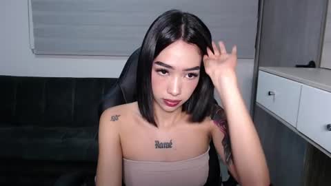 Laura online show from 10, 6, 2026