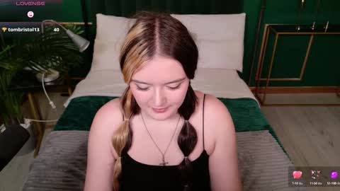 Snapshot of heymarybaby chatting on 24, 9, 2025 Amazing Mary online show from 24, 9, 2025