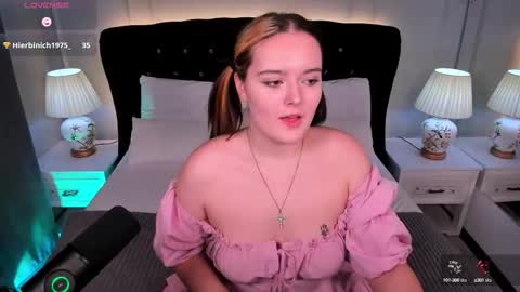 Snapshot of heymarybaby chatting on 25, 9, 2025 Amazing Mary online show from 25, 9, 2025