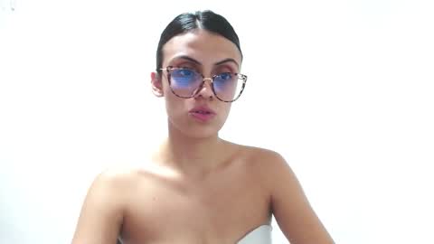 Snapshot of hhayek_eva7 chatting on 29, 1, 2025 Eva online show from 29, 1, 2025