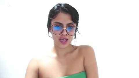 Snapshot of hhayek_eva7 chatting on 31, 1, 2025 Eva online show from 31, 1, 2025