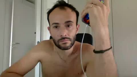 hhombre online show from 25, 6, 2026
