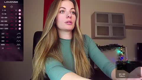 Lina online show from 11, 1, 2025