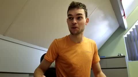   online show from 24, 10, 2025