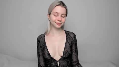 Snapshot of hi_popsy chatting on 5, 2, 2026 Popsy Risha online show from 5, 2, 2026