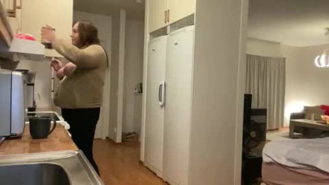 hichemlacoste333 online show from 18, 10, 2025