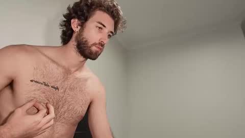 Snapshot of hiddengaze chatting on 27, 2, 2026 HiddenGaze online show from 27, 2, 2026