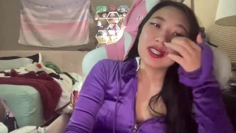 Snapshot of hiddenr0se chatting on 11, 10, 2025 HiddenR0se online show from 11, 10, 2025