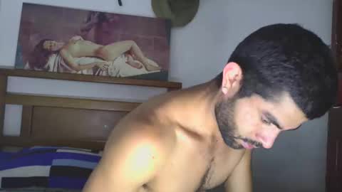 hideonbush online show from 31, 10, 2025