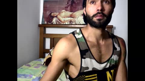 hideonbush online show from 1, 12, 2025