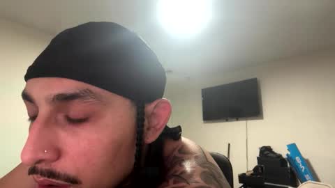 hihello400 online show from 17, 12, 2025