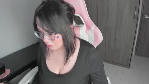 Snapshot of hikaru_arimura chatting on 20, 11, 2025 hikaru_arimura online show from 20, 11, 2025