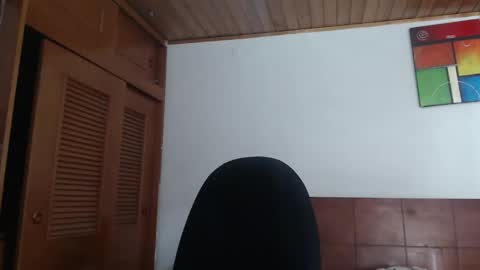 hilaril18 online show from 4, 2, 2025