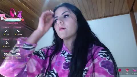 hilaril18 online show from 16, 12, 2025