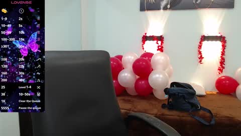 H I L A R Y online show from 12, 2, 2025