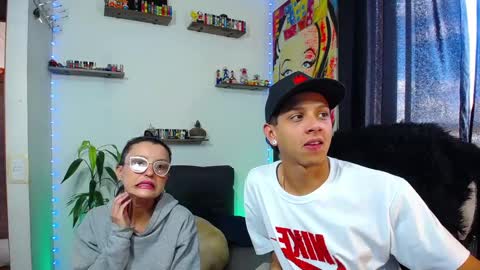 Snapshot of hill_and_jack chatting on 23, 1, 2025 Hill and Jack online show from 23, 1, 2025