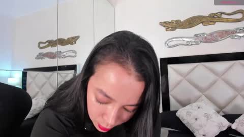 Hillary online show from 9, 9, 2025