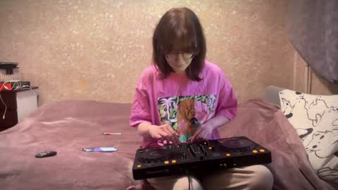 Lana online show from 8, 4, 2026