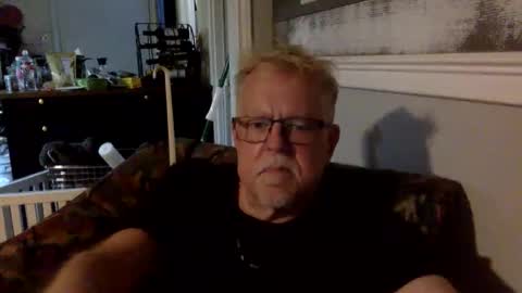 TwoDaddies online show from 9, 1, 2026