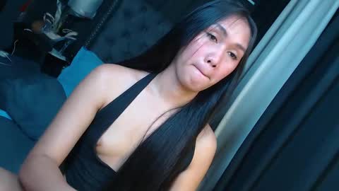 yuricah online show from 8, 1, 2025