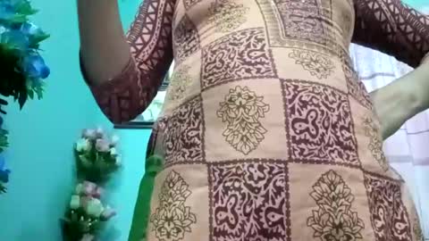 himuhimu22 online show from 15, 1, 2025