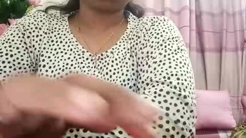 himuhimu22 online show from 1, 2, 2025