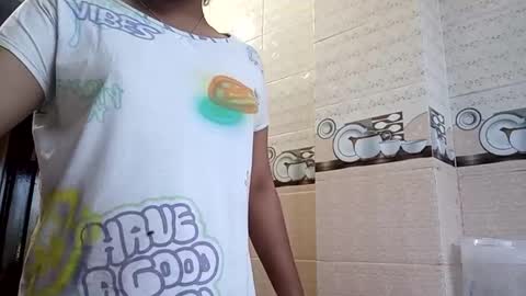 himuhimu22 online show from 3, 3, 2025