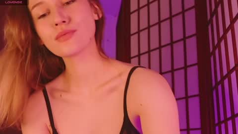 Snapshot of hina_derry_ chatting on 25, 12, 2024 Hina online show from 25, 12, 2024