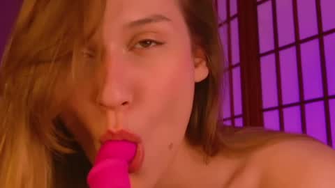 Snapshot of hina_derry_ chatting on 1, 1, 2025 Hina online show from 1, 1, 2025