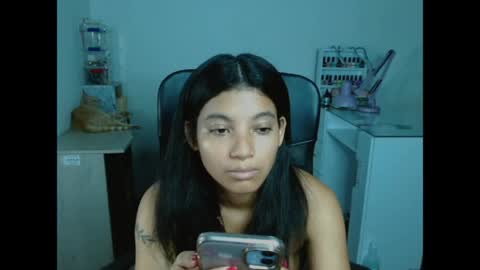 Snapshot of hinata_9 chatting on 23, 5, 2026 0600AM-1100AM - online show from 23, 5, 2026